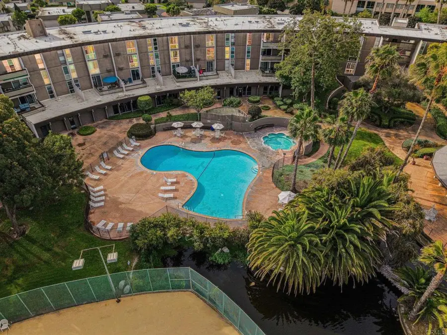 3050 Rue D'orleans #101, San Diego, CA 92110 - #2