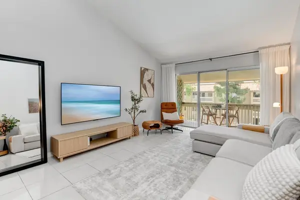 1885 Diamond Street #323, San Diego, CA 92109