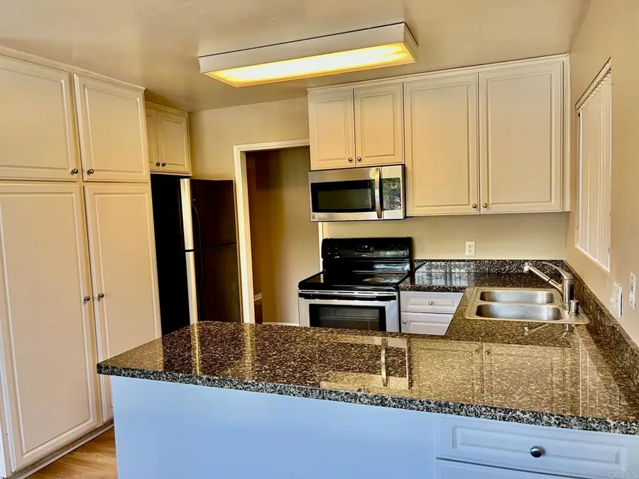 17159 W Bernardo Drive #102, San Diego, CA 92127 - #3