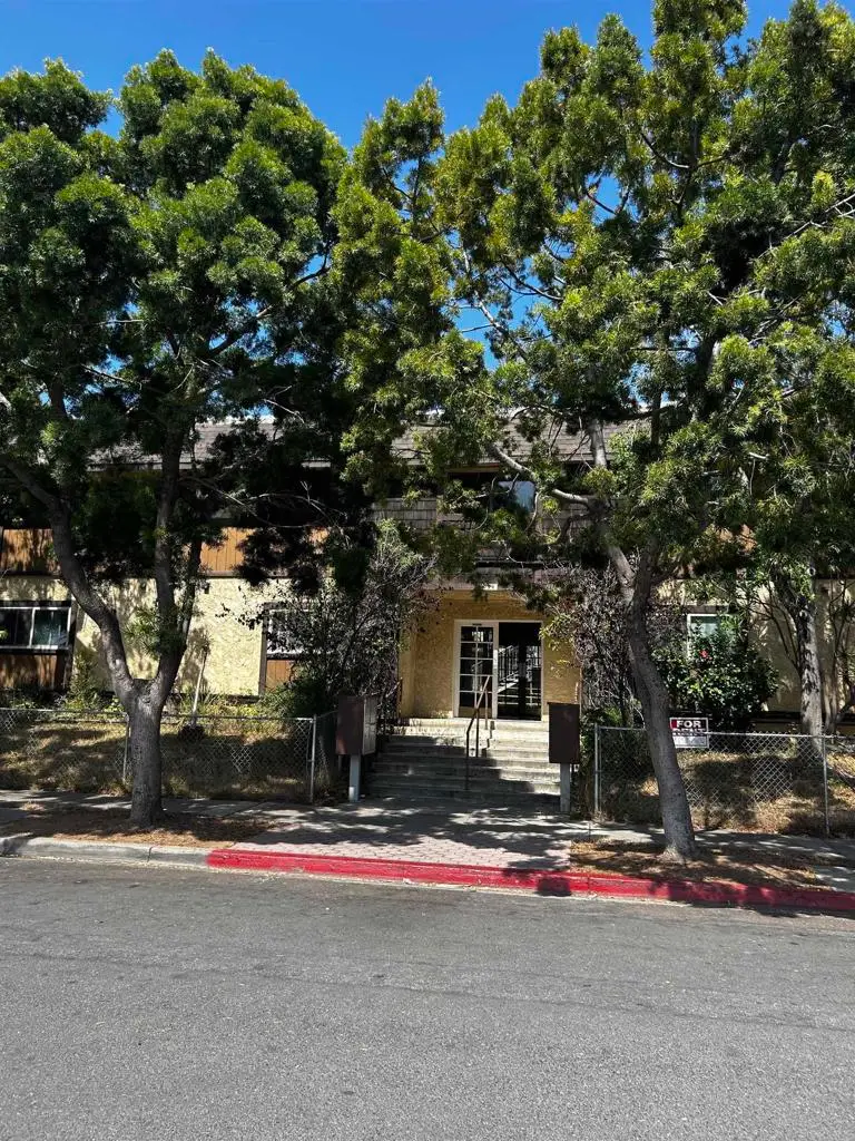 634 8 Th St #Apt 4, Imperial Beach, CA 91932 - #3