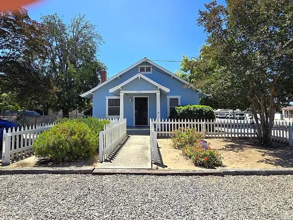 1144 D Street, Ramona, CA 92065