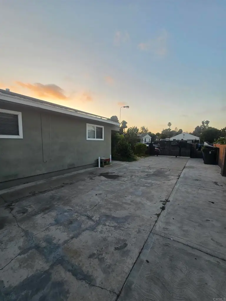 223 Zenith Street, Chula Vista, CA 91911 - #2