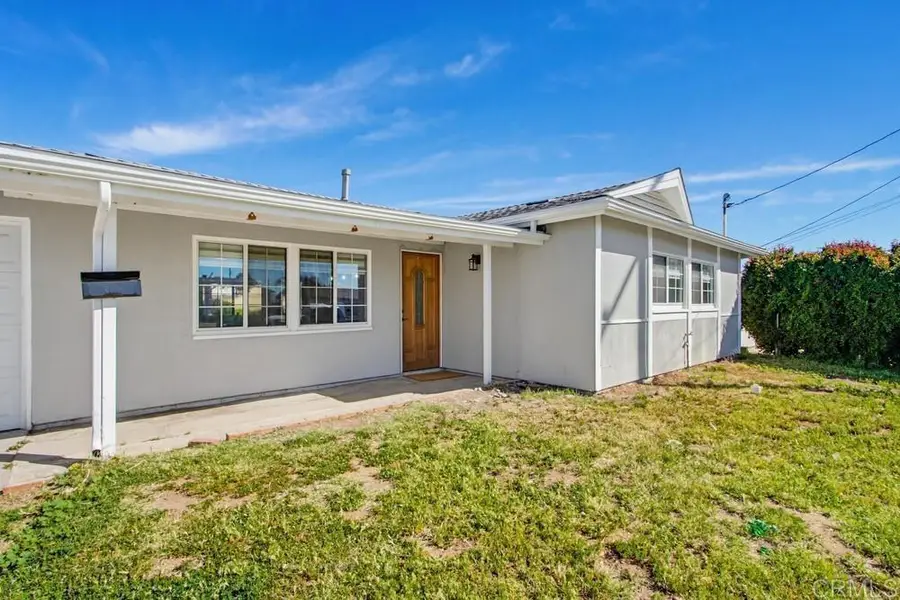 9462 Doheny Rd., Santee, CA 92071 - #2