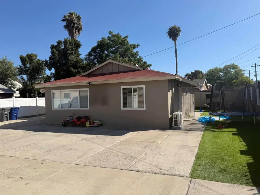855 57 Franklin Avenue, El Cajon, CA 92020 - #3