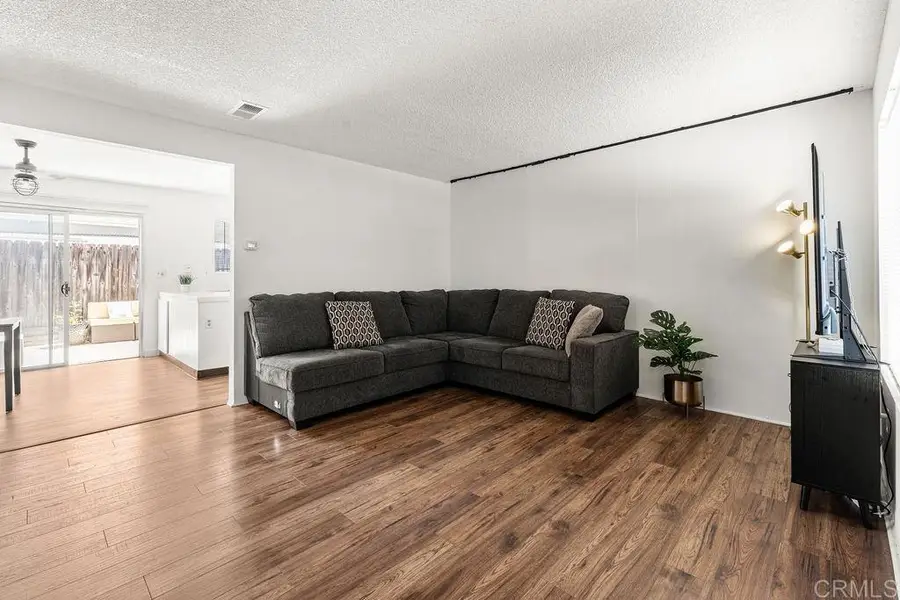 471 S Lincoln Avenue, El Cajon, CA 92020 - #3