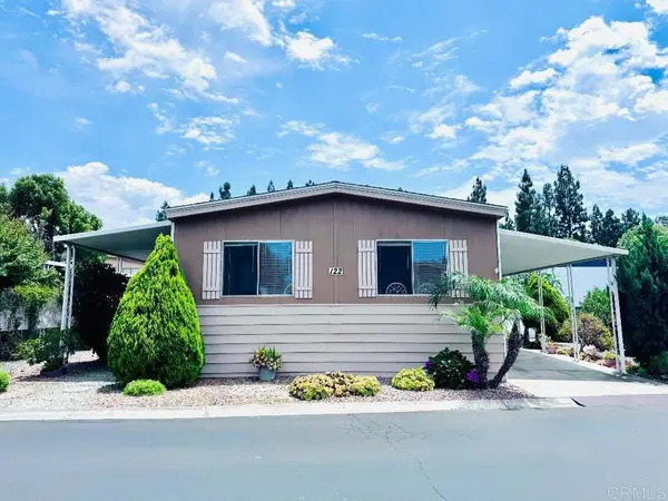 2130 Sunset Drive #122, Vista, CA 92081