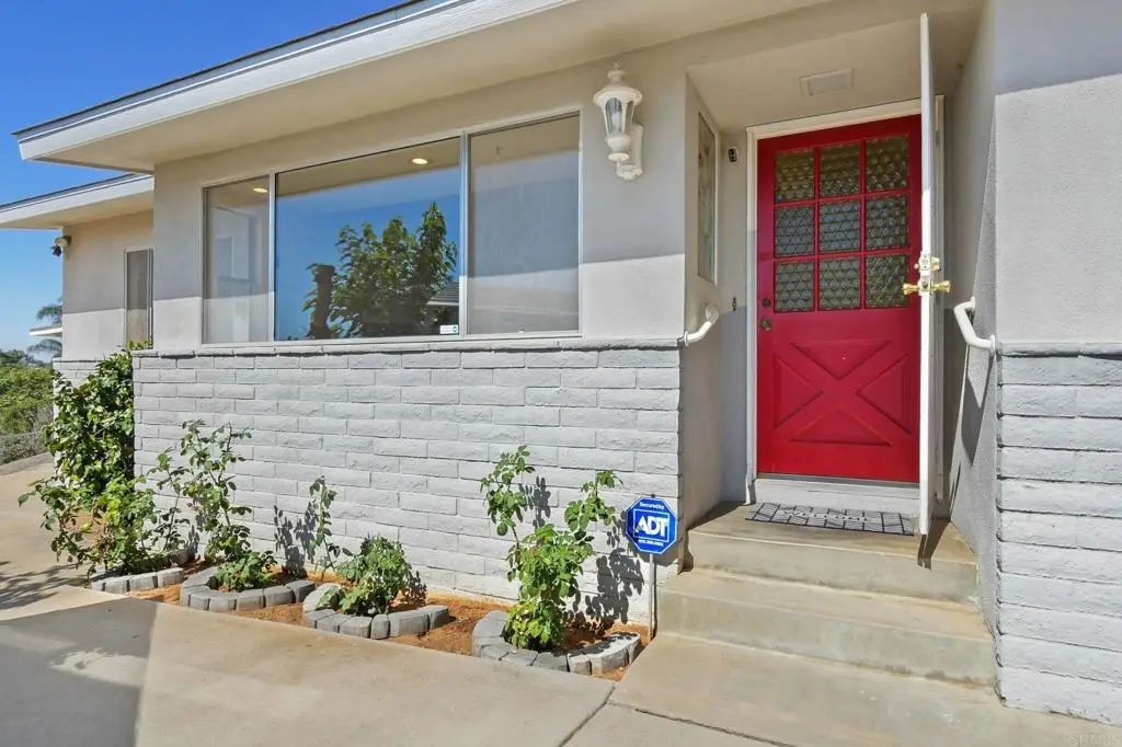 230 Mountain View Rd, El Cajon, CA 92021 - #1