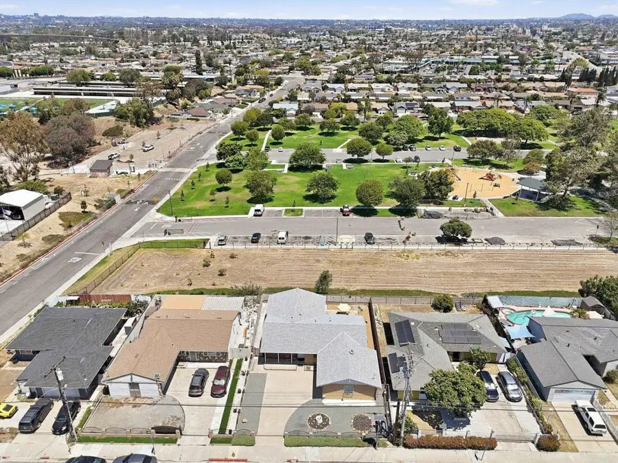 2121 E 4th Street, National City, CA 91950 - #3