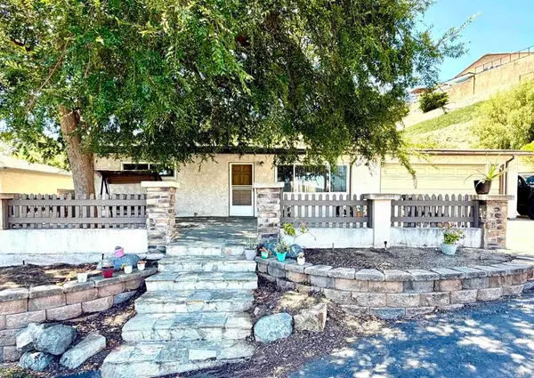 9355 Starcrest Drive, Santee, CA 92071