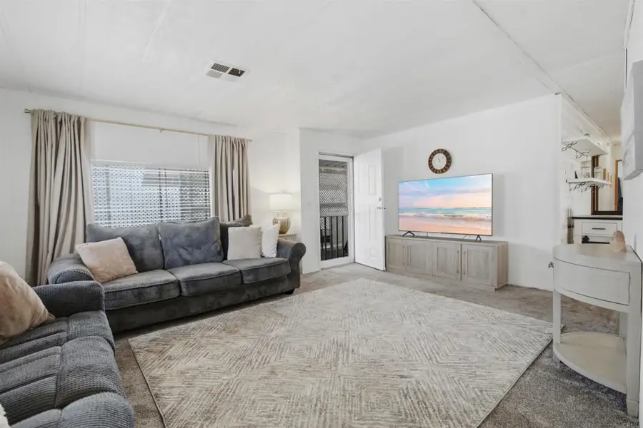718 Sycamore Ave #26, Vista, CA 92083 - #3