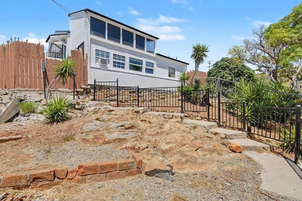 2610 Helix St., Spring Valley, CA 91977 - #1