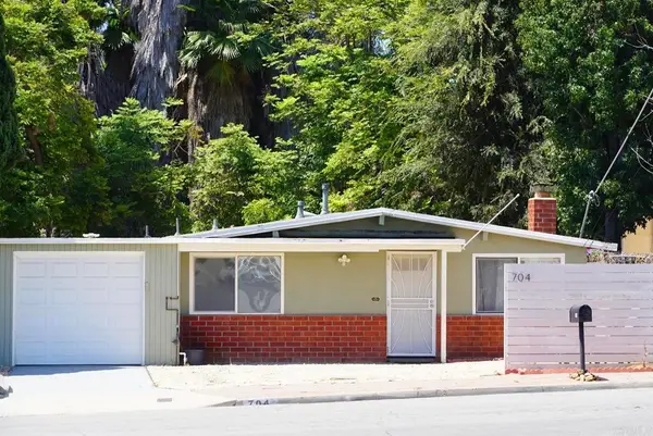 704 Galopago St., Spring Valley, CA 91977