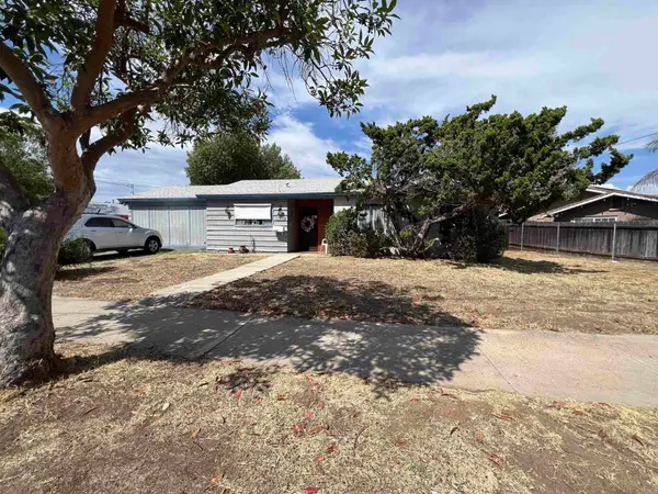 9733 Settle Road, Santee, CA 92071