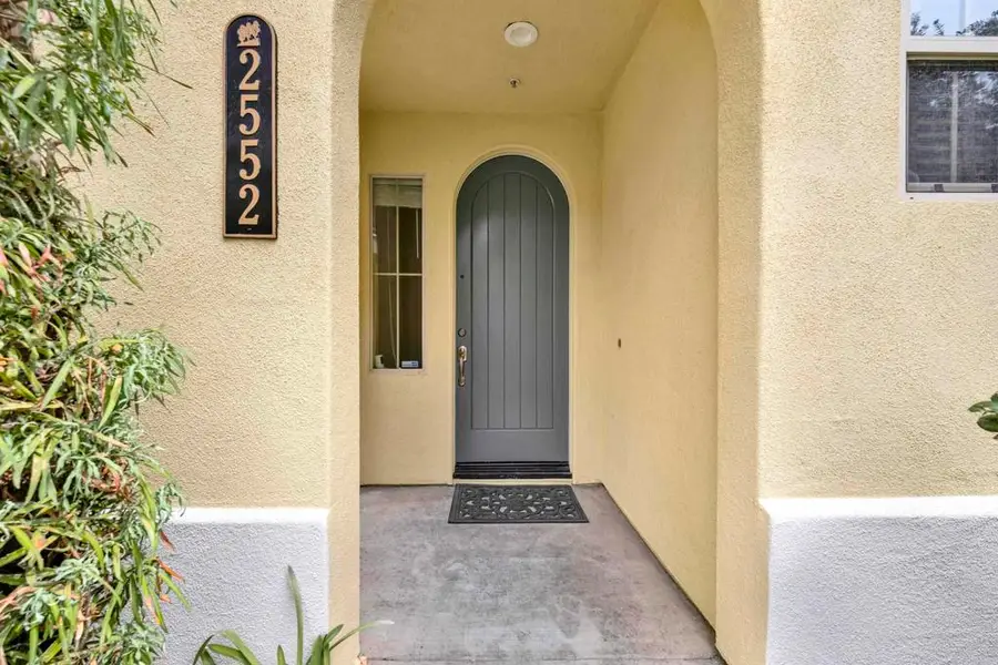 2552 Escala Cir, San Diego, CA 92108 - #2