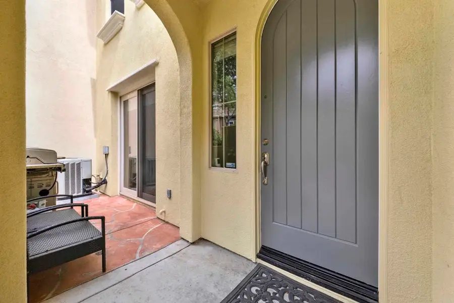 2552 Escala Cir, San Diego, CA 92108 - #3