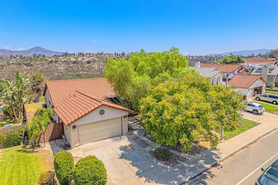 637 Redlands Place, Bonita, CA 91902 - #3
