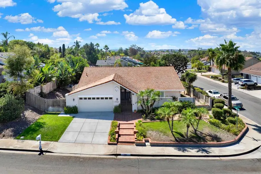 7701 Garboso Pl, Carlsbad, CA 92009 - #2
