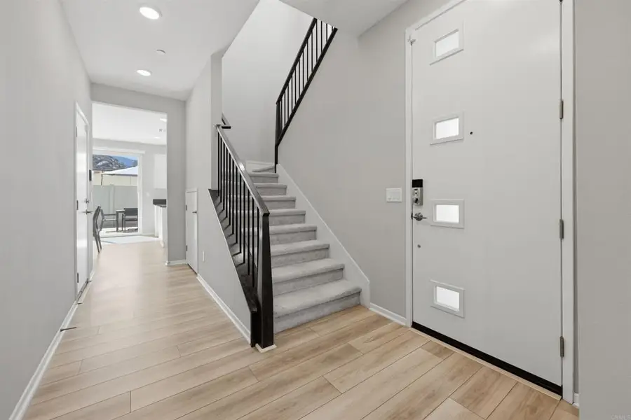 253 Paddock Lane, Fallbrook, CA 92028 - #2