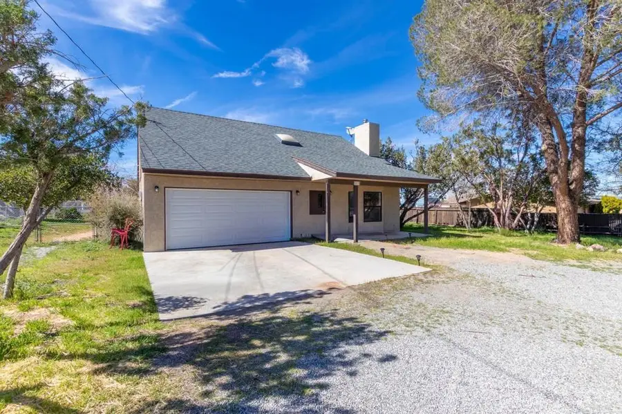 8878 Sabina Avenue, Hesperia, CA 92345 - #2