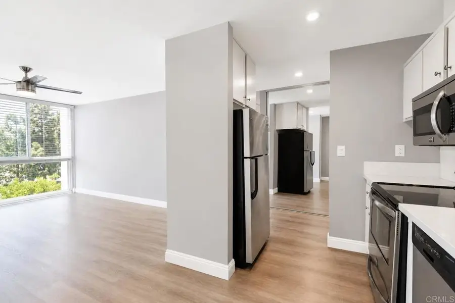 3050 Rue D'orleans #404, San Diego, CA 92110 - #3