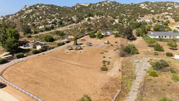 18453 Ramona View Dr, Ramona, CA 92065