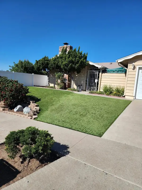 7610 Seton Hall Street, La Mesa, CA 91942