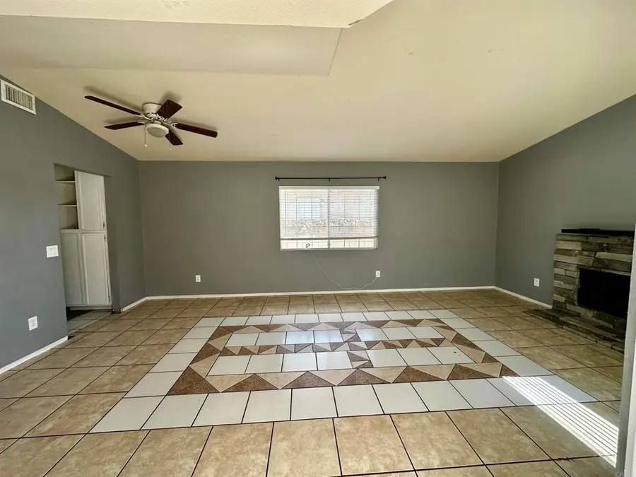 623 Carmen Drive, San Jacinto, CA 92583 - #3