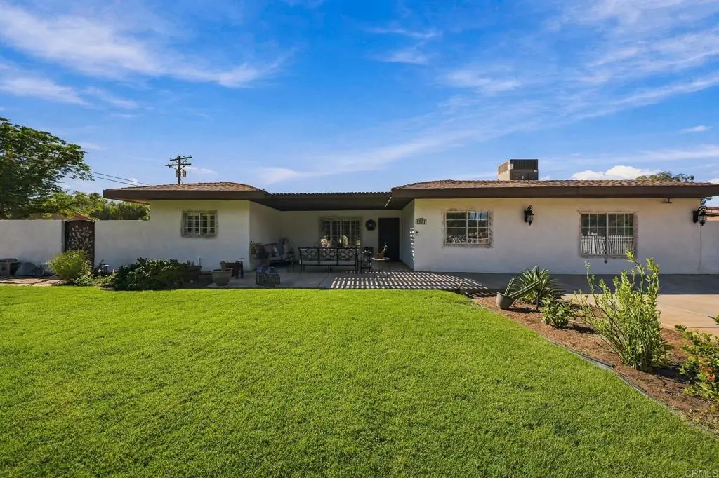 2901 Main Street, El Centro, CA 92243 - #1