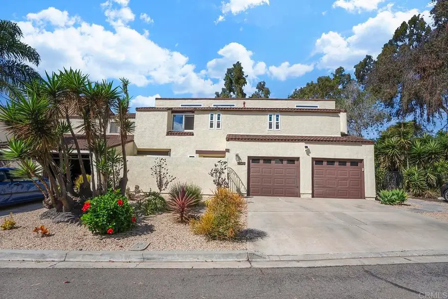2349 Nicklaus Dr, Oceanside, CA 92056 - #3