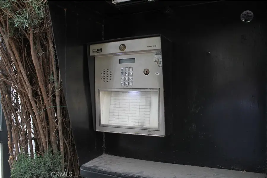 5236 Kester Avenue #6, Sherman Oaks, CA 91411 - #2