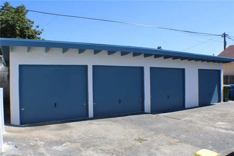 576 W 11th Street, San Pedro, CA 90731 - #2