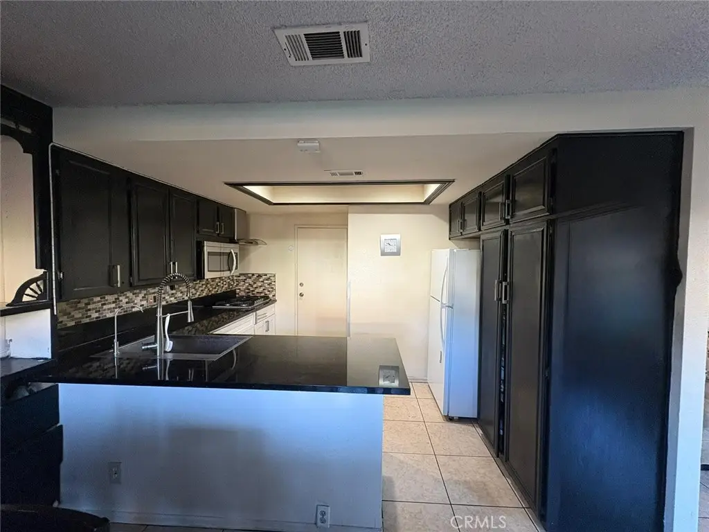 6100 Arbutus Avenue #42, Huntington Park, CA 90255 - #1