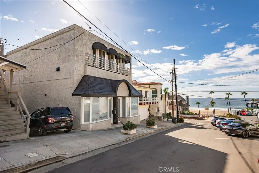 124 11th, Manhattan Beach, CA 90266 - Image #2