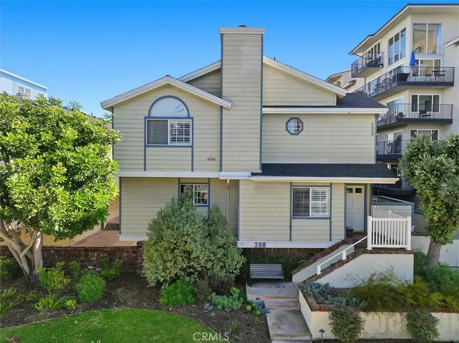 208 S Catalina Avenue #C, Redondo Beach, CA 90277 - #3