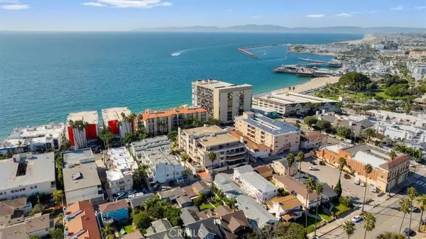 512 Esplanade #303, Redondo Beach, CA 90277