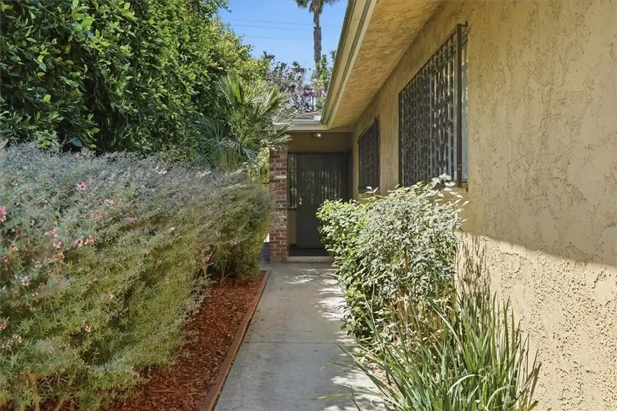 2402 30th Street, Santa Monica, CA 90405 - #2