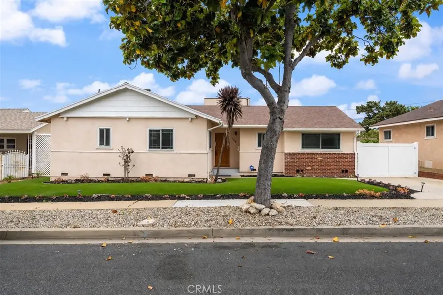 10525 S 4th Avenue, Inglewood, CA 90303 - #2