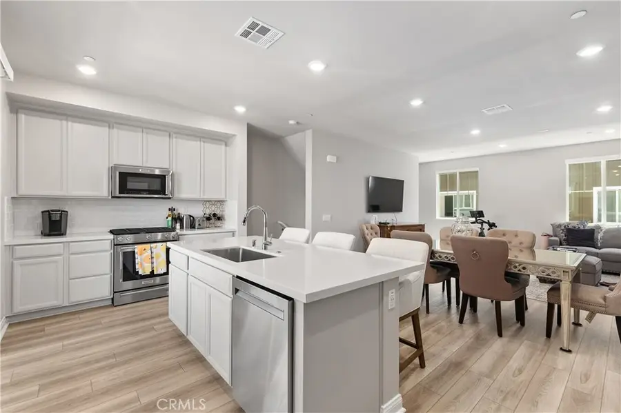 1472 W Sunrise Lane, San Pedro, CA 90732 - #2