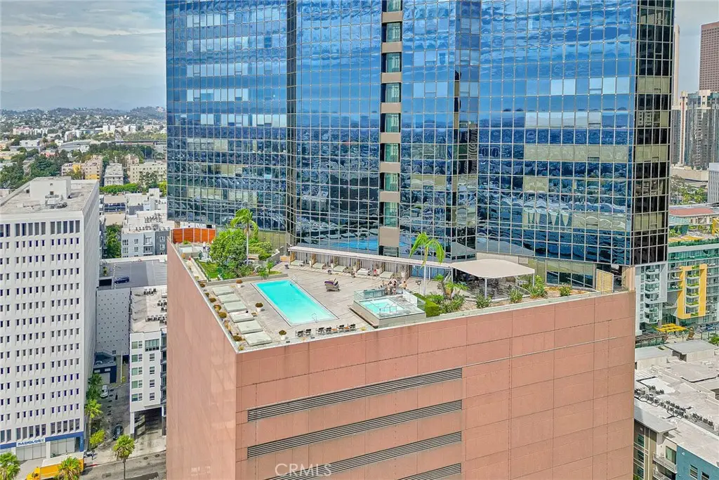 1100 Wilshire #3605, Los Angeles, CA 90017 - #1