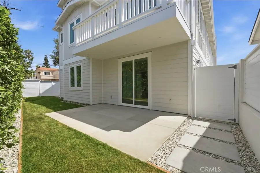 109 N Francisca Avenue, Redondo Beach, CA 90277 - #3