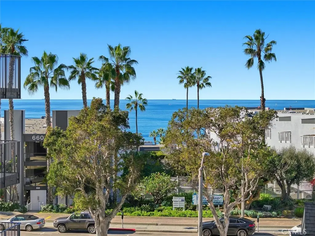 208 S Catalina Avenue #C, Redondo Beach, CA 90277 - #1
