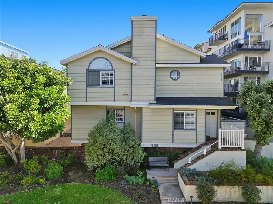 208 S Catalina Avenue #C, Redondo Beach, CA 90277 - #3