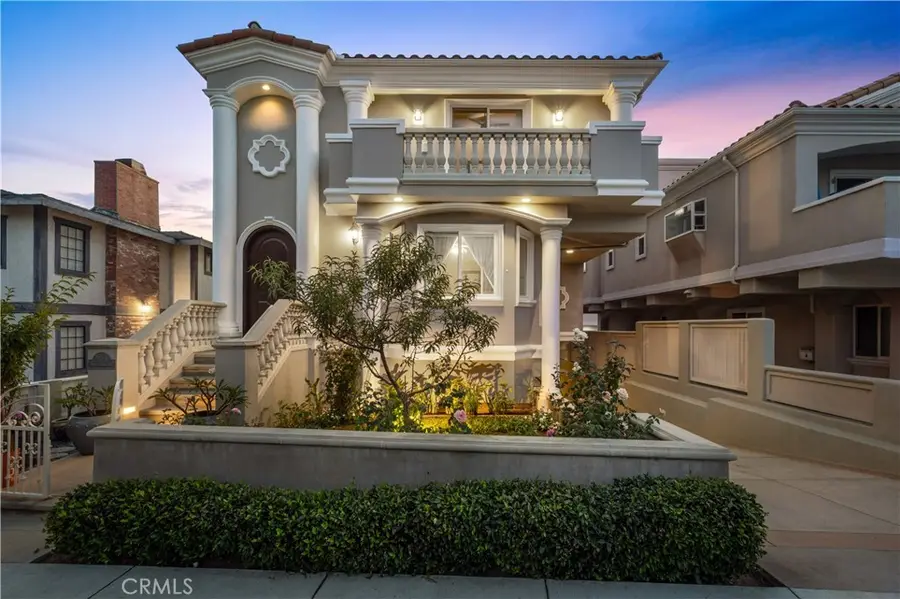 217 S Irena Avenue #A, Redondo Beach, CA 90277 - #2