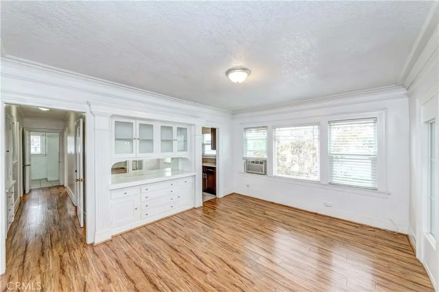 1308 S Van Ness Avenue, Los Angeles, CA 90019 - Image #2