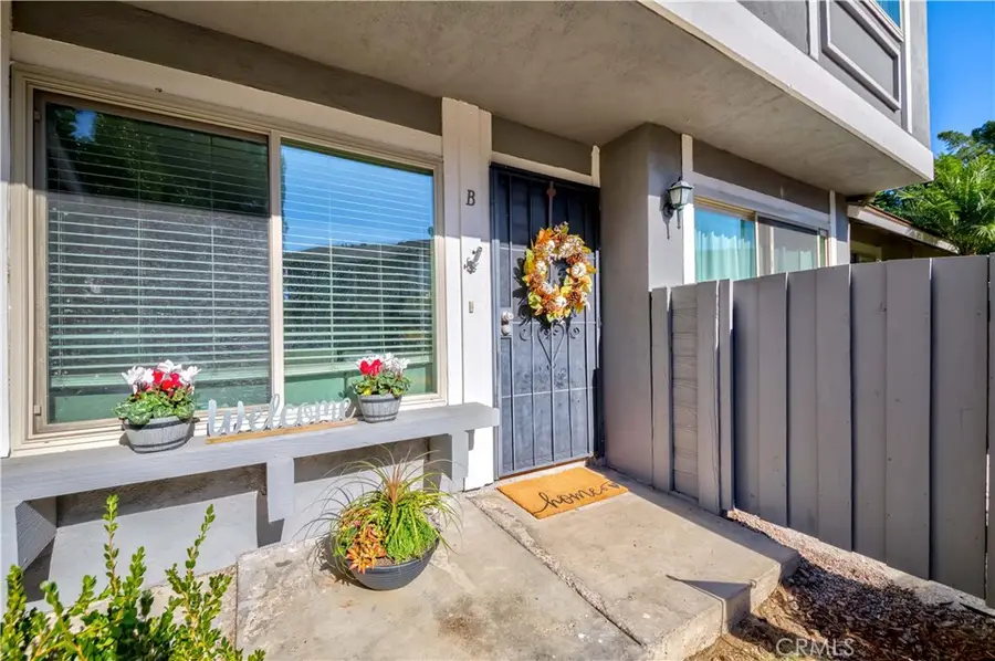 1727 N Willow Woods Drive #B, Anaheim, CA 92807 - Image #3