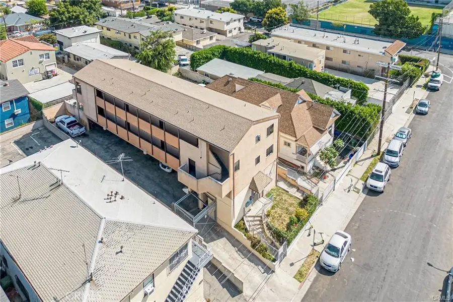 1038 Dewey Avenue, Los Angeles, CA 90006 - Image #2