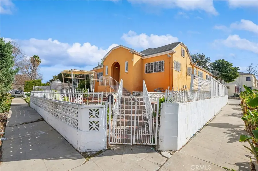 1194 S Lucerne Boulevard, Los Angeles, CA 90019 - Image #3