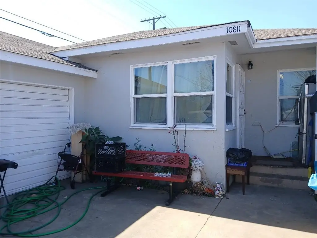 10811 S San Pedro Street, Los Angeles, CA 90061 - #1