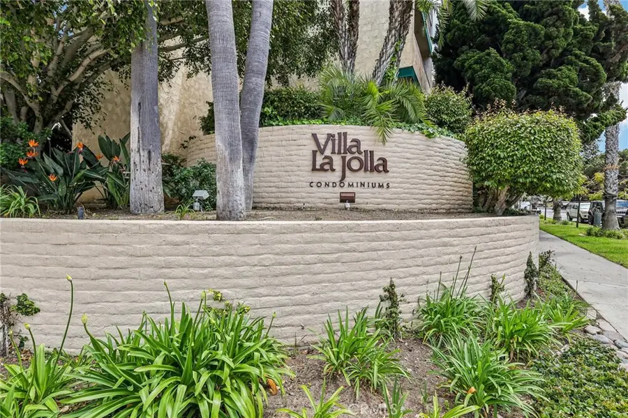 6455 La Jolla Blvd #206, La Jolla, CA 92037 - Image #3