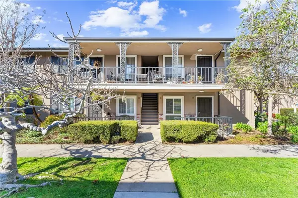 660 S Glassell Street #14, Orange, CA 92866